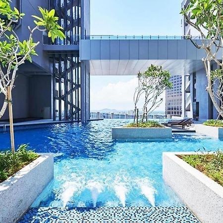 Homestay Shah Rizki At Imperio With Swimming Pool Muslim Friendly Malacca ภายนอก รูปภาพ